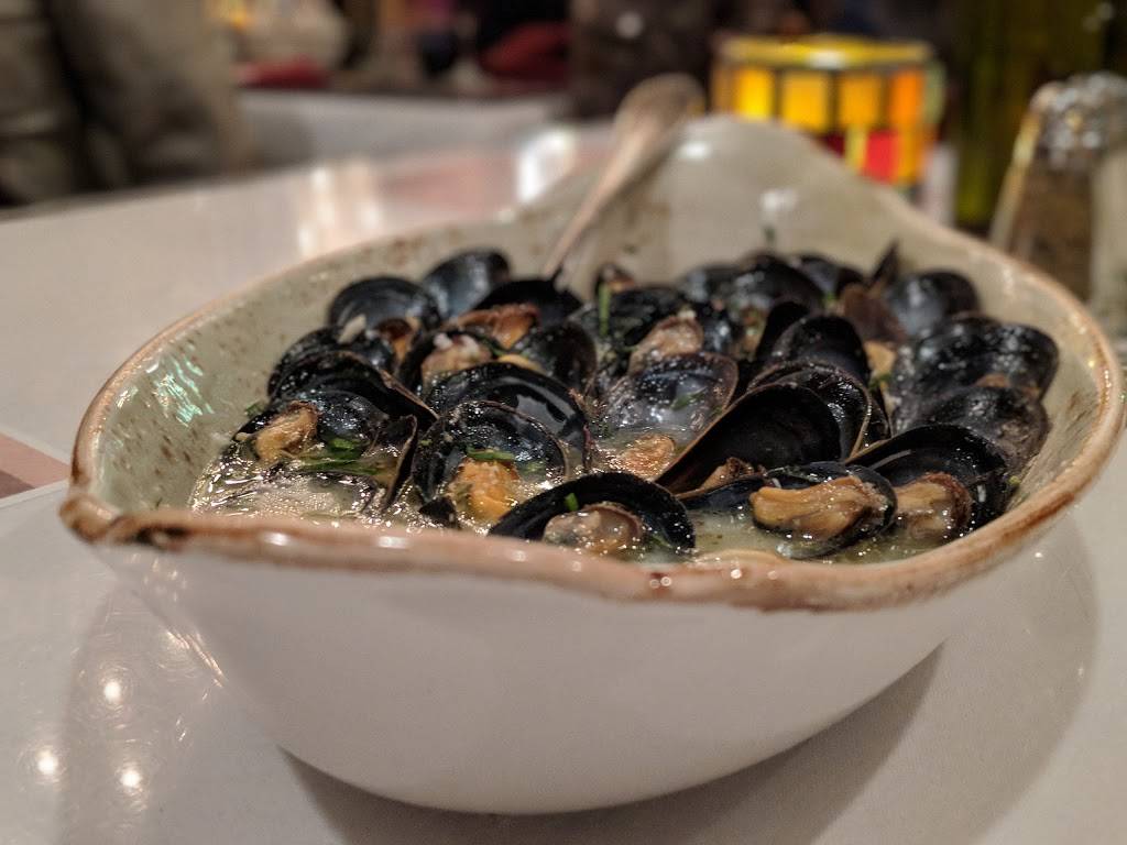 Leos Grandevous | restaurant | #A, 200 Grand St, Hoboken, NJ 07030, USA | 2016599467 OR +1 201-659-9467