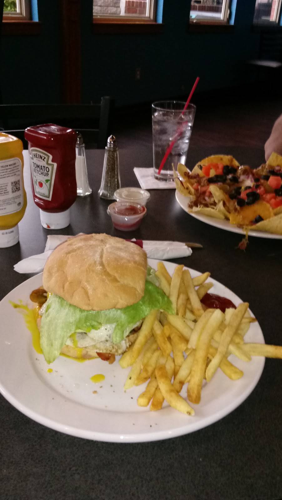 Rainmakers Bar and Grill | restaurant | 3325 Davenport Ave, Saginaw, MI 48602, USA | 9897937950 OR +1 989-793-7950