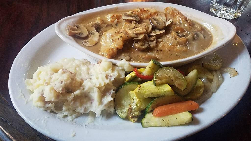 The Eproson House | restaurant | 22930 Twain Harte Dr, Twain Harte, CA 95383, USA | 2095863700 OR +1 209-586-3700