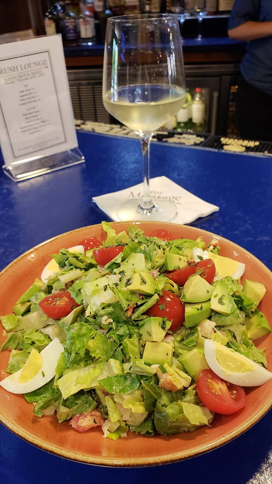 Crush Lounge | restaurant | 875 Bordeaux Way, Napa, CA 94558, USA | 7072513066 OR +1 707-251-3066