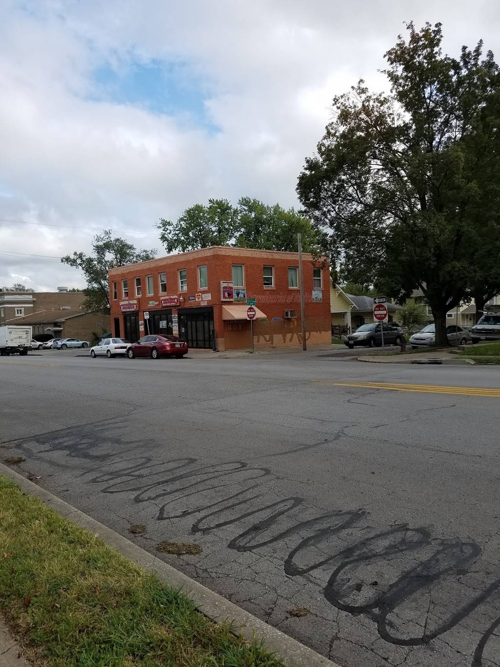 Carniceria El Torito | restaurant | 4901 St John Ave, Kansas City, MO 64123, USA | 8169205307 OR +1 816-920-5307