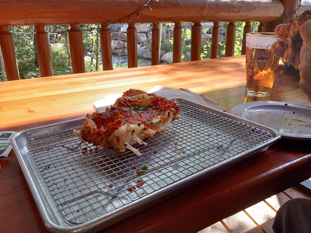 Taos Ale House - TSV | restaurant | 105 Sutton Pl, Taos Ski Valley, NM 87525, USA | 5752406963 OR +1 575-240-6963