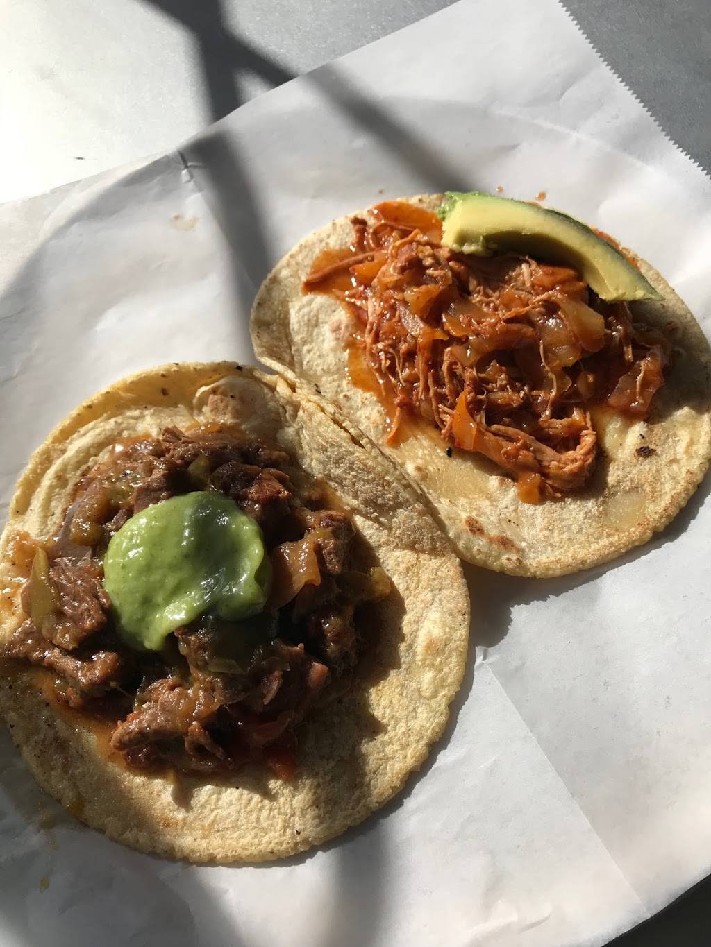 Guisados | restaurant | 1261 Sunset Blvd, Los Angeles, CA 90026, USA | 2132507600 OR +1 213-250-7600