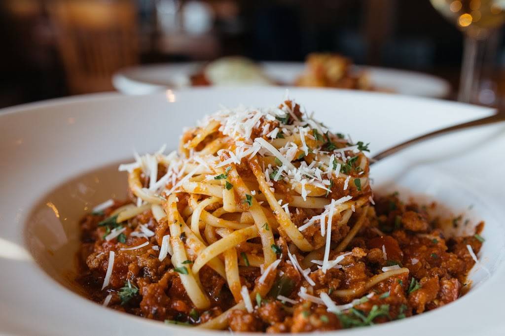 Johnnys Italian Steakhouse | restaurant | 305 N 170th St, Omaha, NE 68118, USA | 4022899210 OR +1 402-289-9210