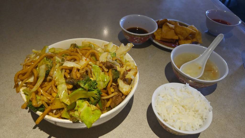 GK Mongolian BBQ | restaurant | 1850 Douglas Blvd #500, Roseville, CA 95661, USA | 9167867712 OR +1 916-786-7712