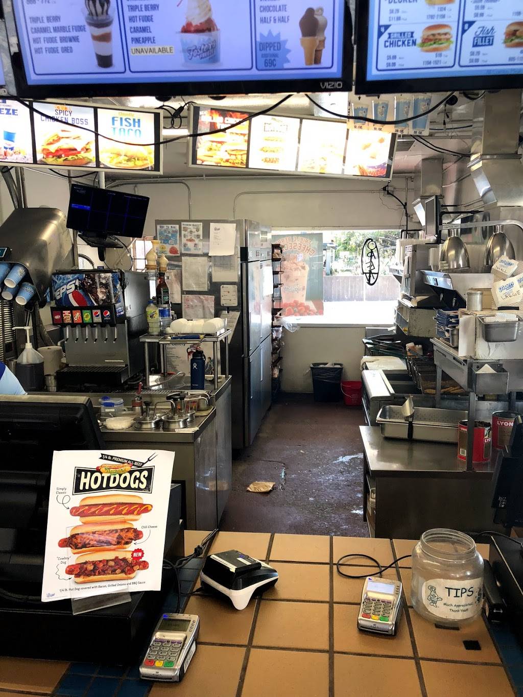 Fosters Freeze | restaurant | 229 Laurel St, Santa Cruz, CA 95062, USA | 8314262311 OR +1 831-426-2311