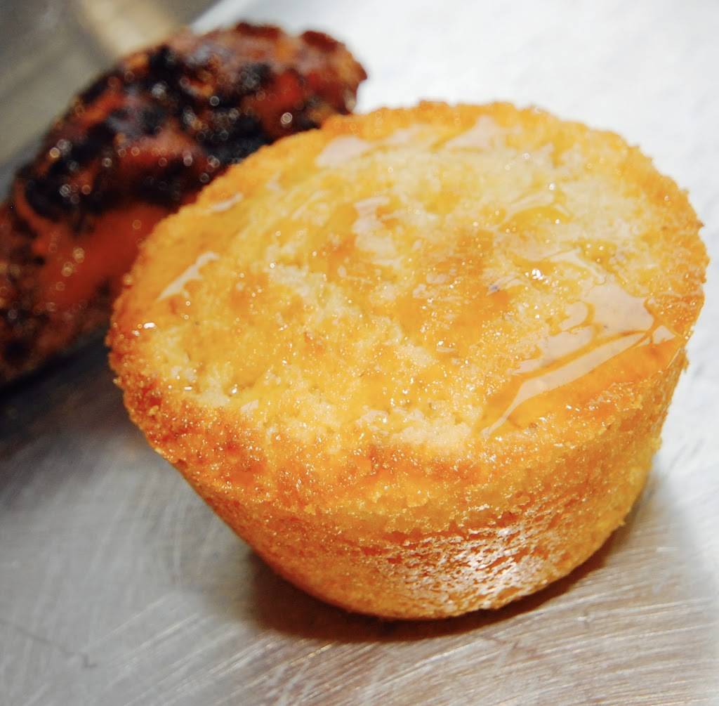 Just Qin Barbecue Restaurant | restaurant | 975 E McMillan St, Cincinnati, OH 45206, USA | 5134526328 OR +1 513-452-6328