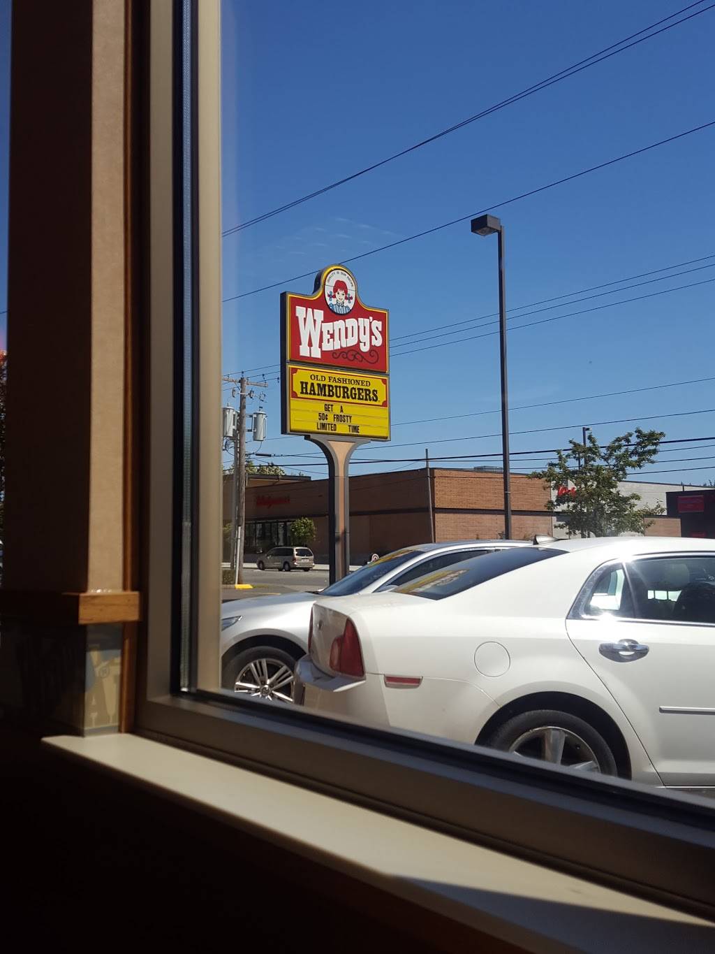 Wendys | restaurant | 140 S Samish Way, Bellingham, WA 98225, USA | 3607520055 OR +1 360-752-0055
