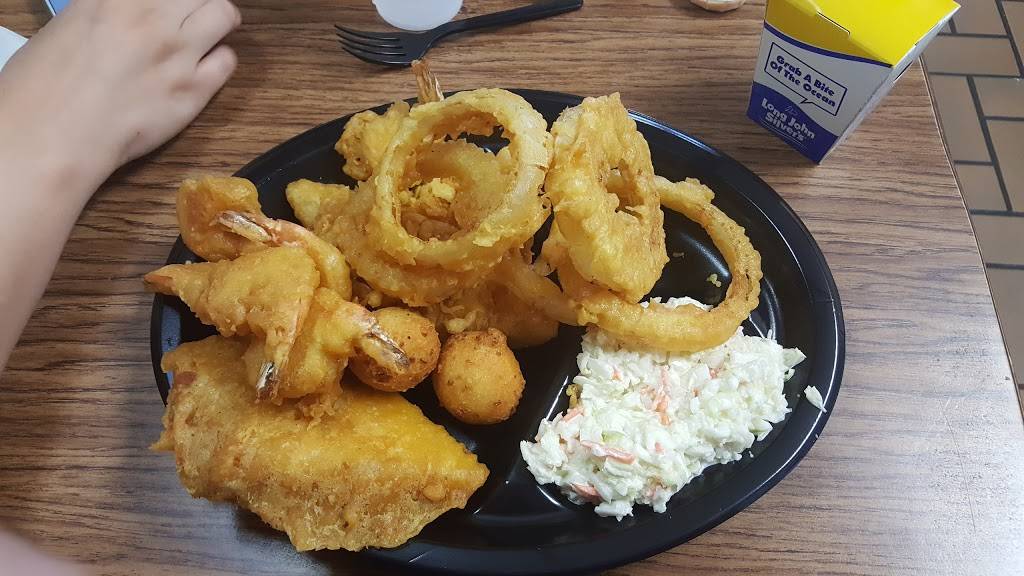 Long John Silvers | restaurant | 825 Ridge Rd, Munster, IN 46321, USA | 2198361115 OR +1 219-836-1115