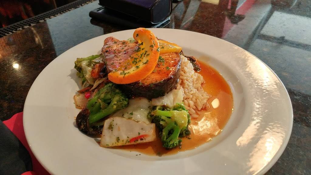 Swerve Grille | restaurant | 20126 Chagrin Blvd, Shaker Heights, OH 44122, USA | 2169916787 OR +1 216-991-6787