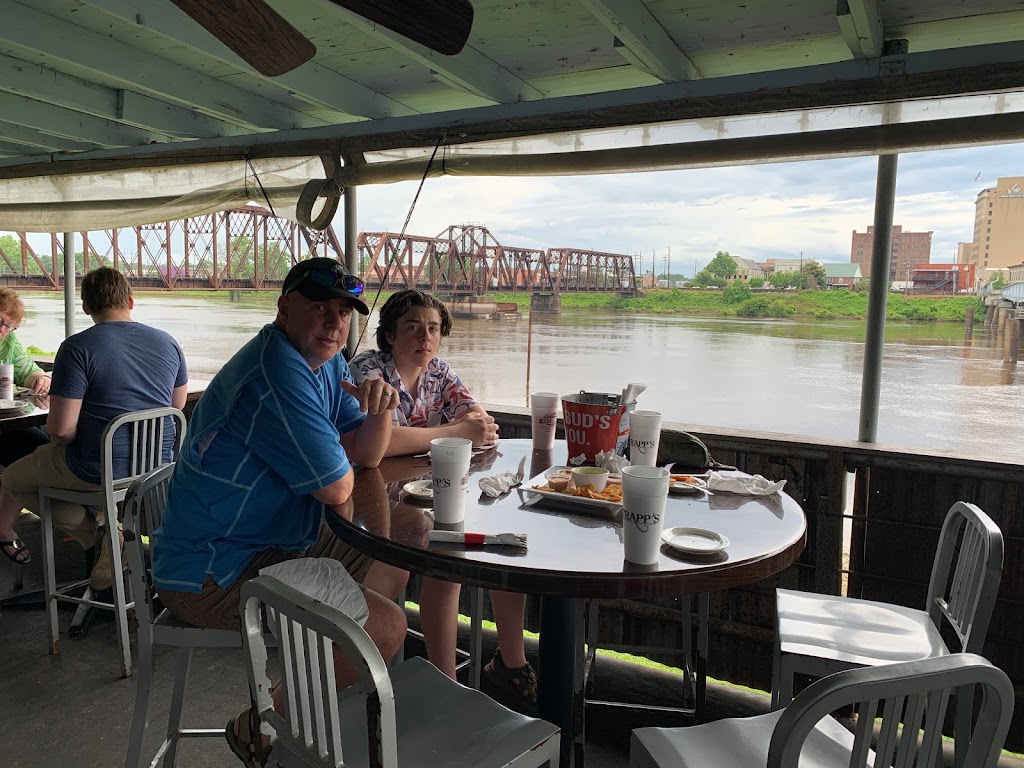 Trapps | restaurant | 113 S Riverfront St, West Monroe, LA 71291, USA | 3188556428 OR +1 318-855-6428