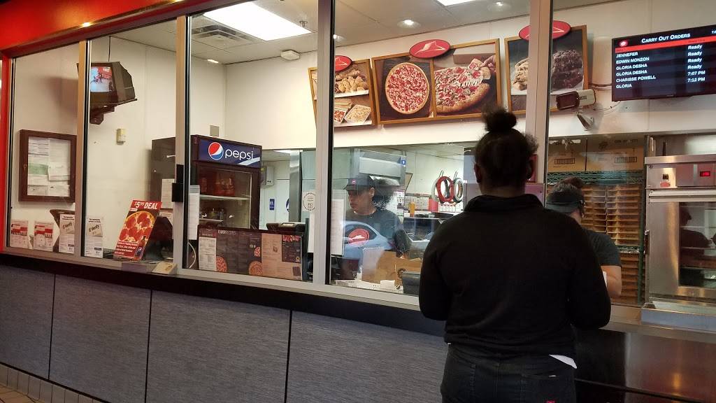 Pizza Hut | restaurant | 153 E Compton Blvd, Compton, CA 90220, USA | 3106355900 OR +1 310-635-5900