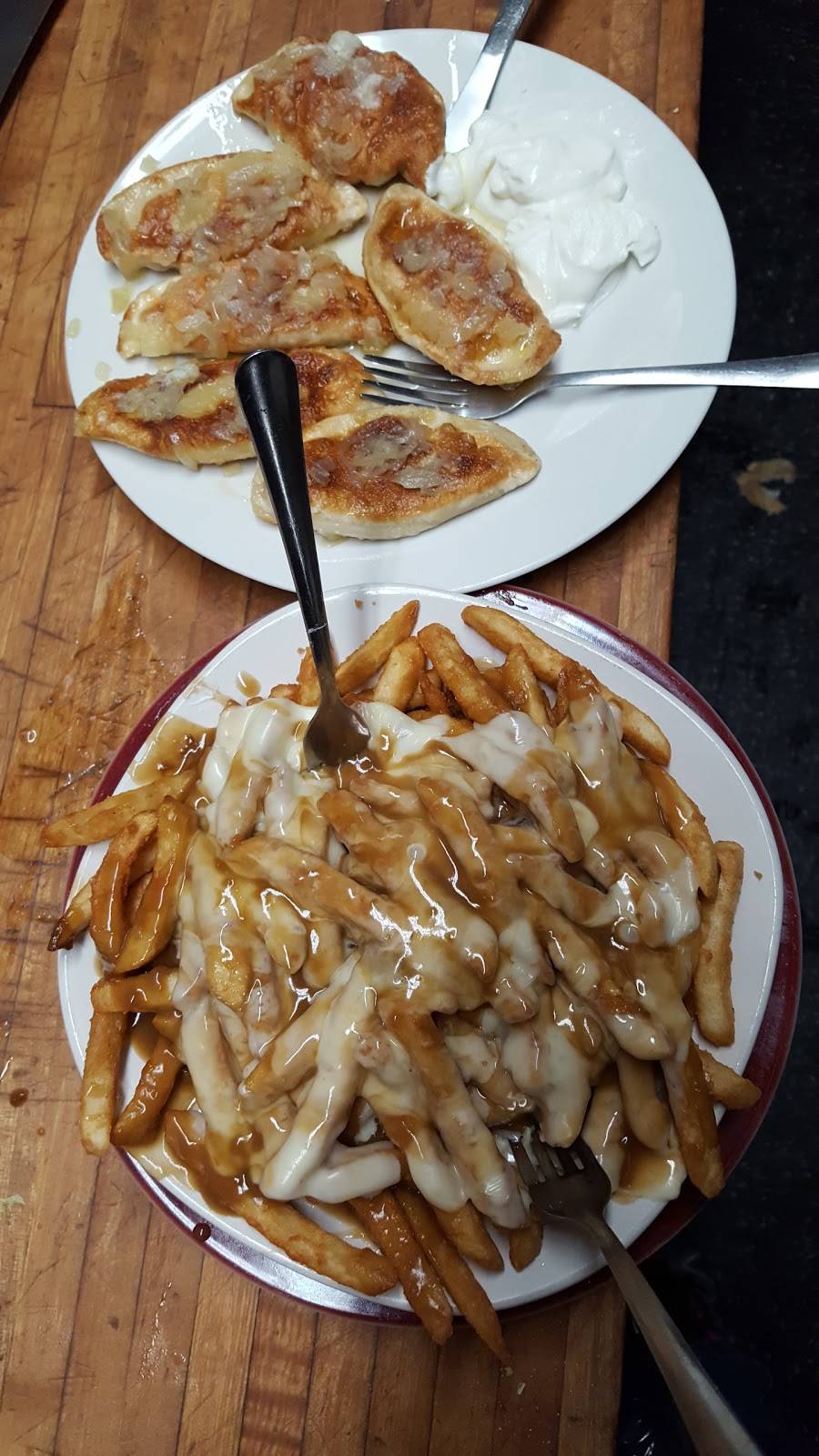 The Clif | restaurant | 605 Clifton Ave, Clifton, NJ 07011, USA | 9733652060 OR +1 973-365-2060