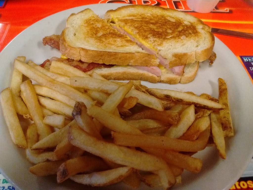 Sunrise Grill | restaurant | 462 E Burleigh Blvd, Tavares, FL 32778, USA | 3523437744 OR +1 352-343-7744