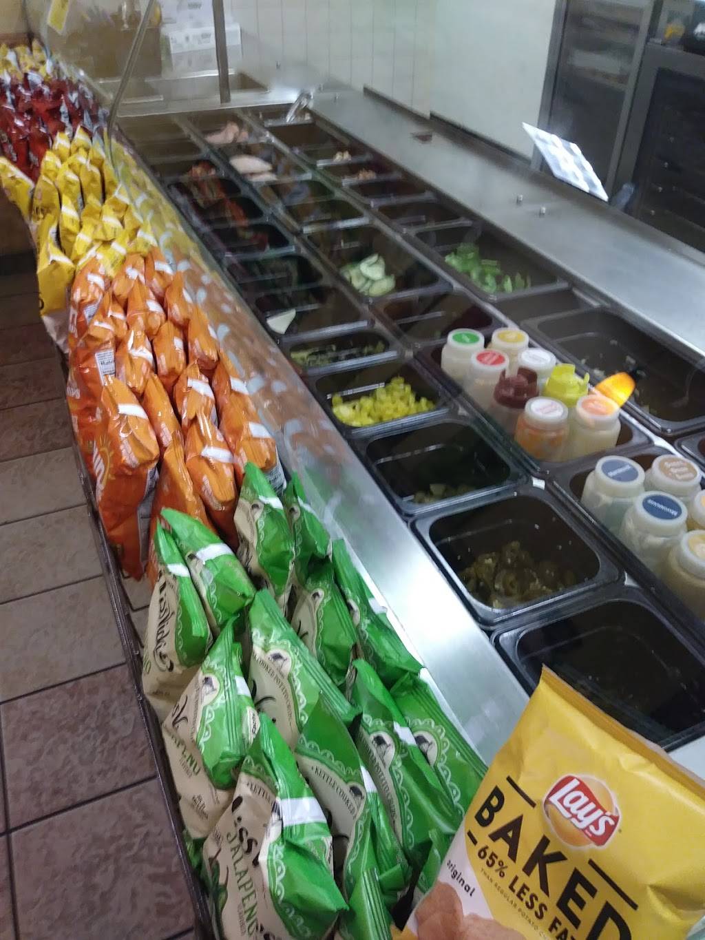 Subway | restaurant | 5900 Chimney Rock Rd, Houston, TX 77081, USA | 7136649513 OR +1 713-664-9513