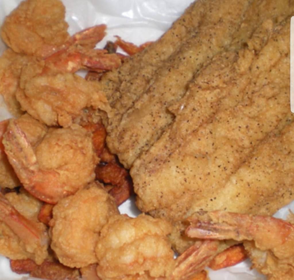 Fish & Chikzz | restaurant | 238 Broadway, Newburgh, NY 12550, USA | 8456707282 OR +1 845-670-7282