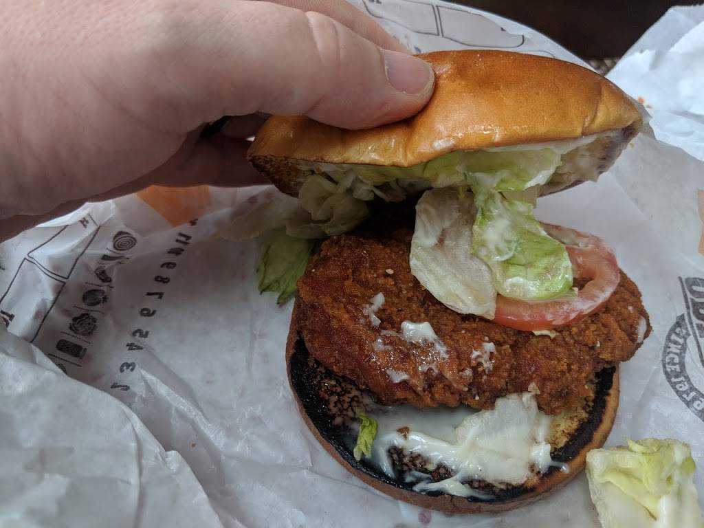 Burger King | restaurant | 1835 Marketview Dr, Yorkville, IL 60560, USA | 8663942493 OR +1 866-394-2493