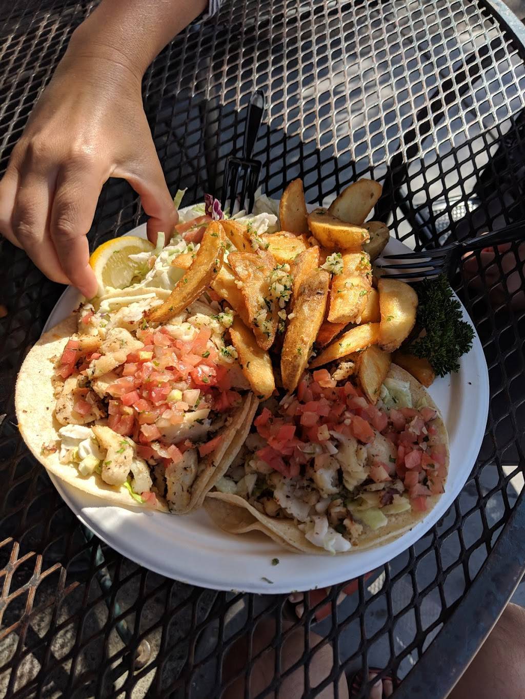 Fourth & Sea | Fish & Chips | restaurant | 101 4th St, Petaluma, CA 94952, USA | 7077626424 OR +1 707-762-6424