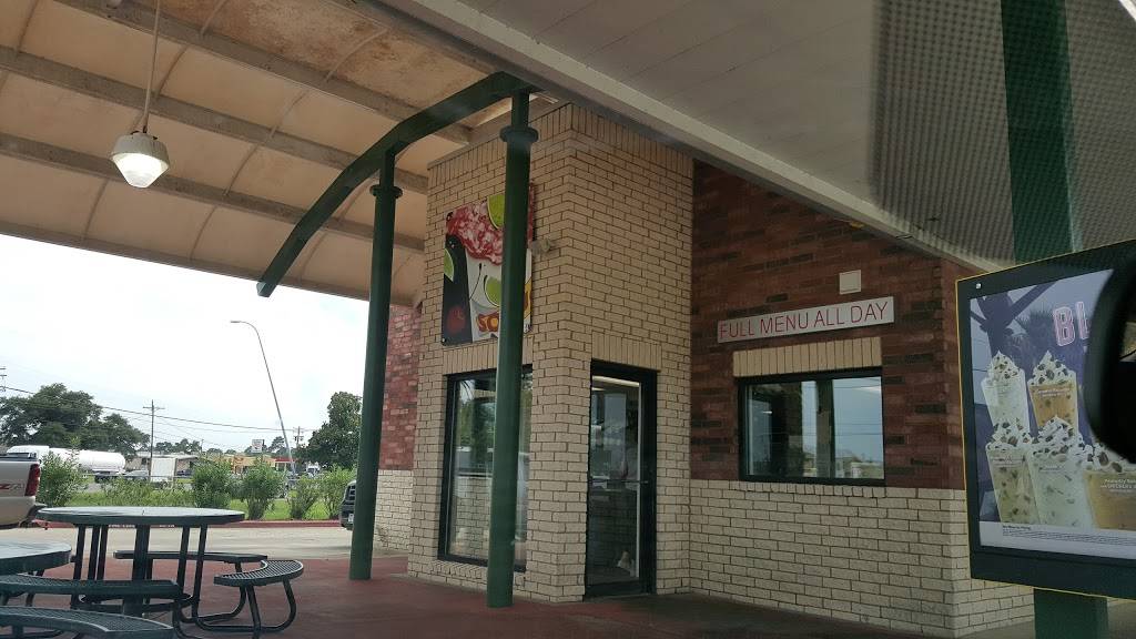 Sonic Drive-In | restaurant | 1265 Texas Ave, Bridge City, TX 77611, USA | 4097353446 OR +1 409-735-3446