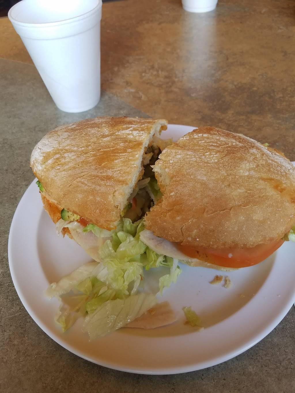 Las Uvas Tejuinos La Dona | restaurant | 632 National City Blvd, National City, CA 91950, USA | 6194771568 OR +1 619-477-1568