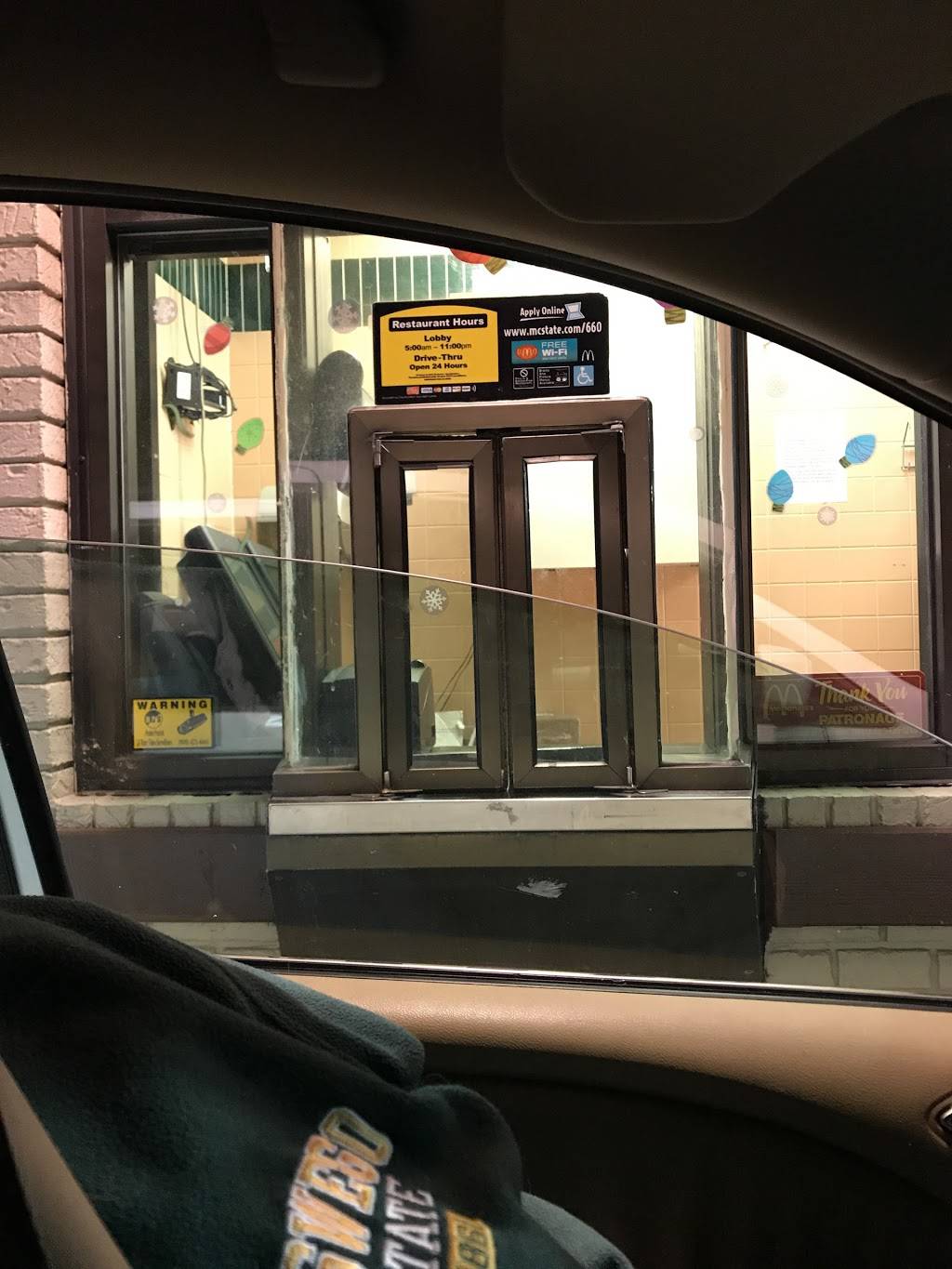 McDonalds | cafe | 3207 Erie Blvd E, Syracuse, NY 13214, USA | 3154461551 OR +1 315-446-1551