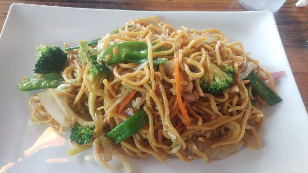 Nigori Gourmet & Sushi Bar | restaurant | 2549 Castle Hayne Rd, Wilmington, NC 28401, USA | 9107692213 OR +1 910-769-2213