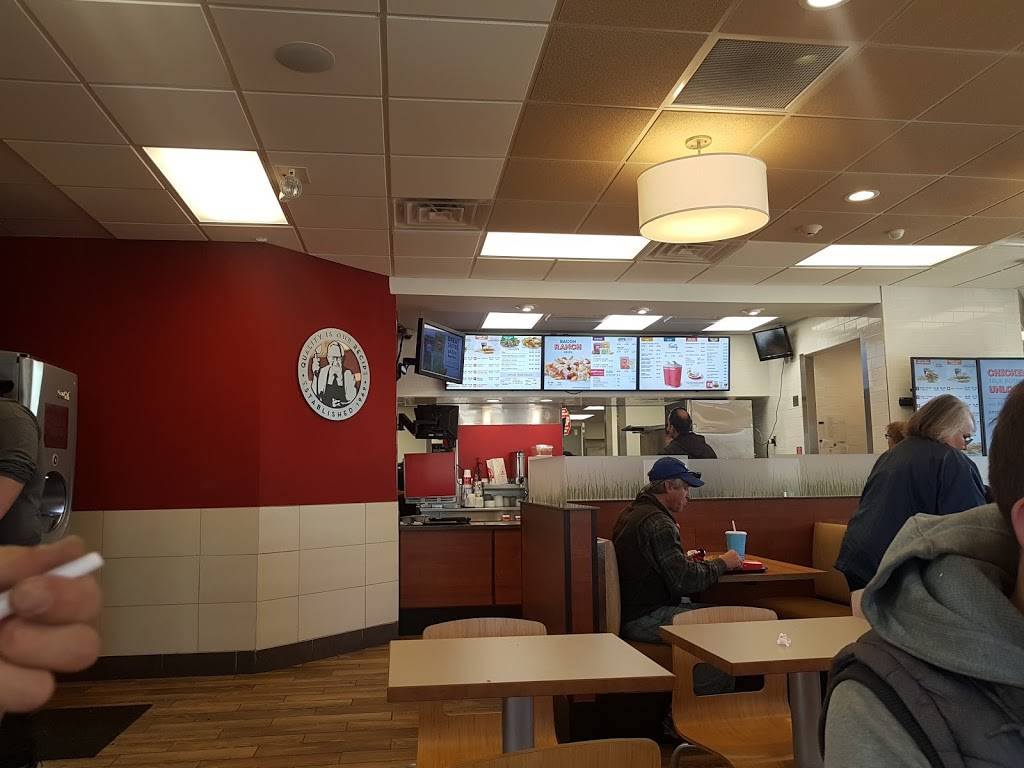 Wendys | restaurant | 303 Montvale Ave, Woburn, MA 01801, USA | 7819370821 OR +1 781-937-0821