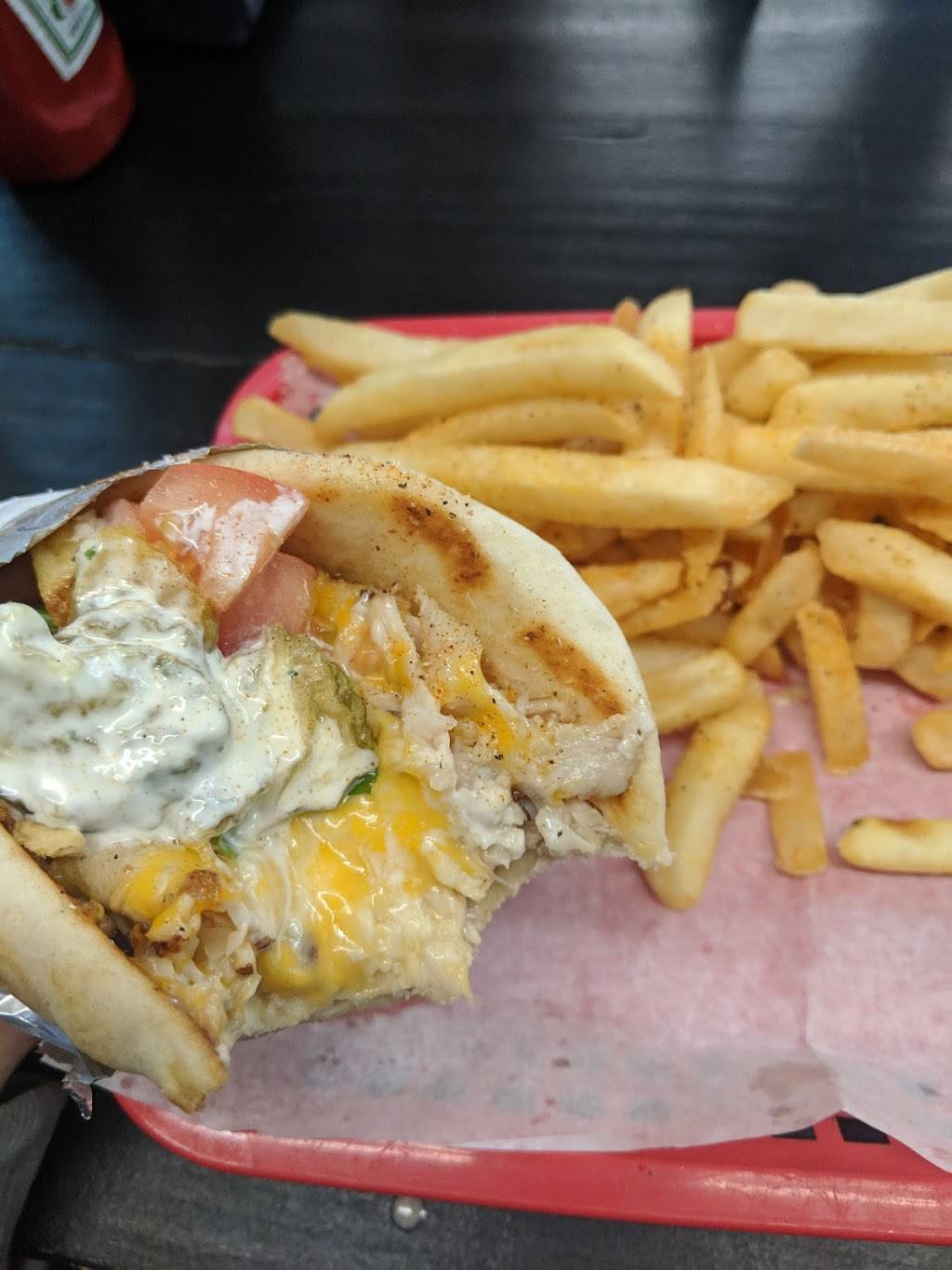 Pita Wheel | restaurant | 1108 E Main St, Dallas, NC 28034, USA | 7047473224 OR +1 704-747-3224