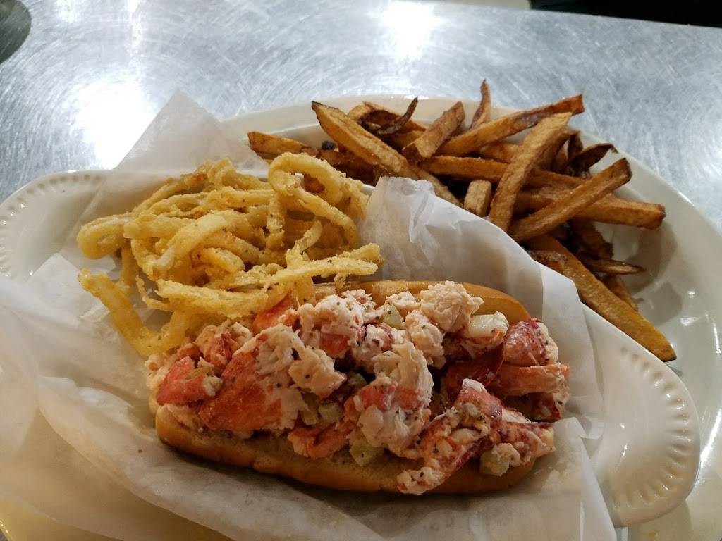 Food Lovers Cafe | restaurant | 125 Center Pl Way, St. Augustine, FL 32095, USA | 9043420695 OR +1 904-342-0695