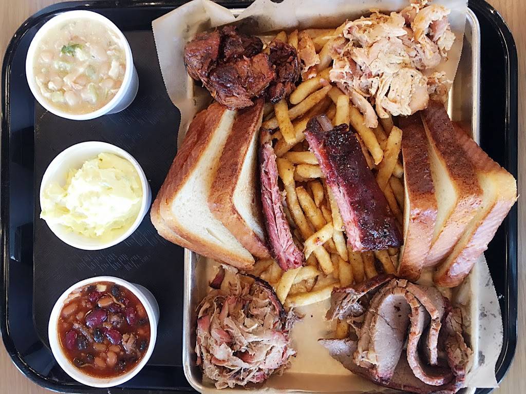 District BBQ | restaurant | 2670 Avenir PL O, Vienna, VA 22180, USA | 7035732370 OR +1 703-573-2370