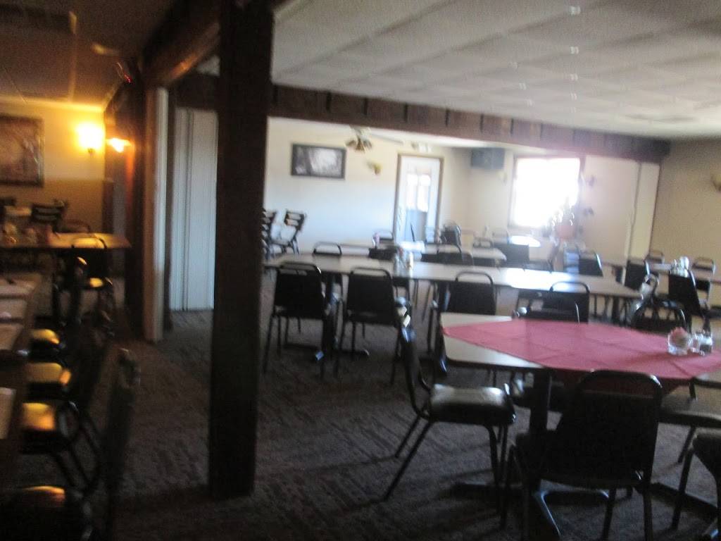 Ye Olde Underground Inn | restaurant | 219 S 6th St, Princeton, IL 61356, USA | 8158752782 OR +1 815-875-2782