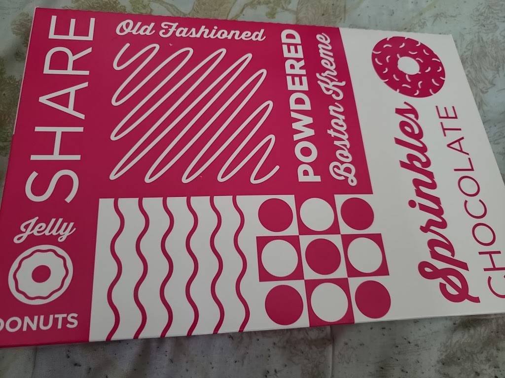 Dunkin | bakery | 620 Riverside Dr, Coral Springs, FL 33071, USA | 9544107087 OR +1 954-410-7087