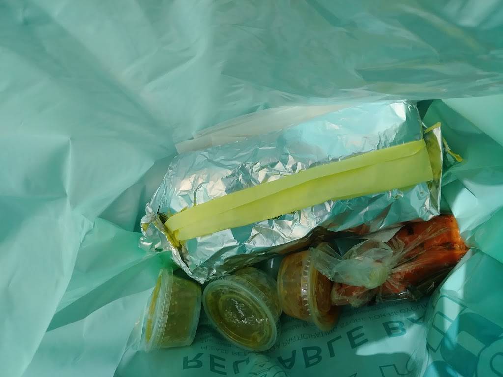 Tommys Mexican Food | restaurant | 4145 Voltaire St, San Diego, CA 92107, USA | 6192557977 OR +1 619-255-7977