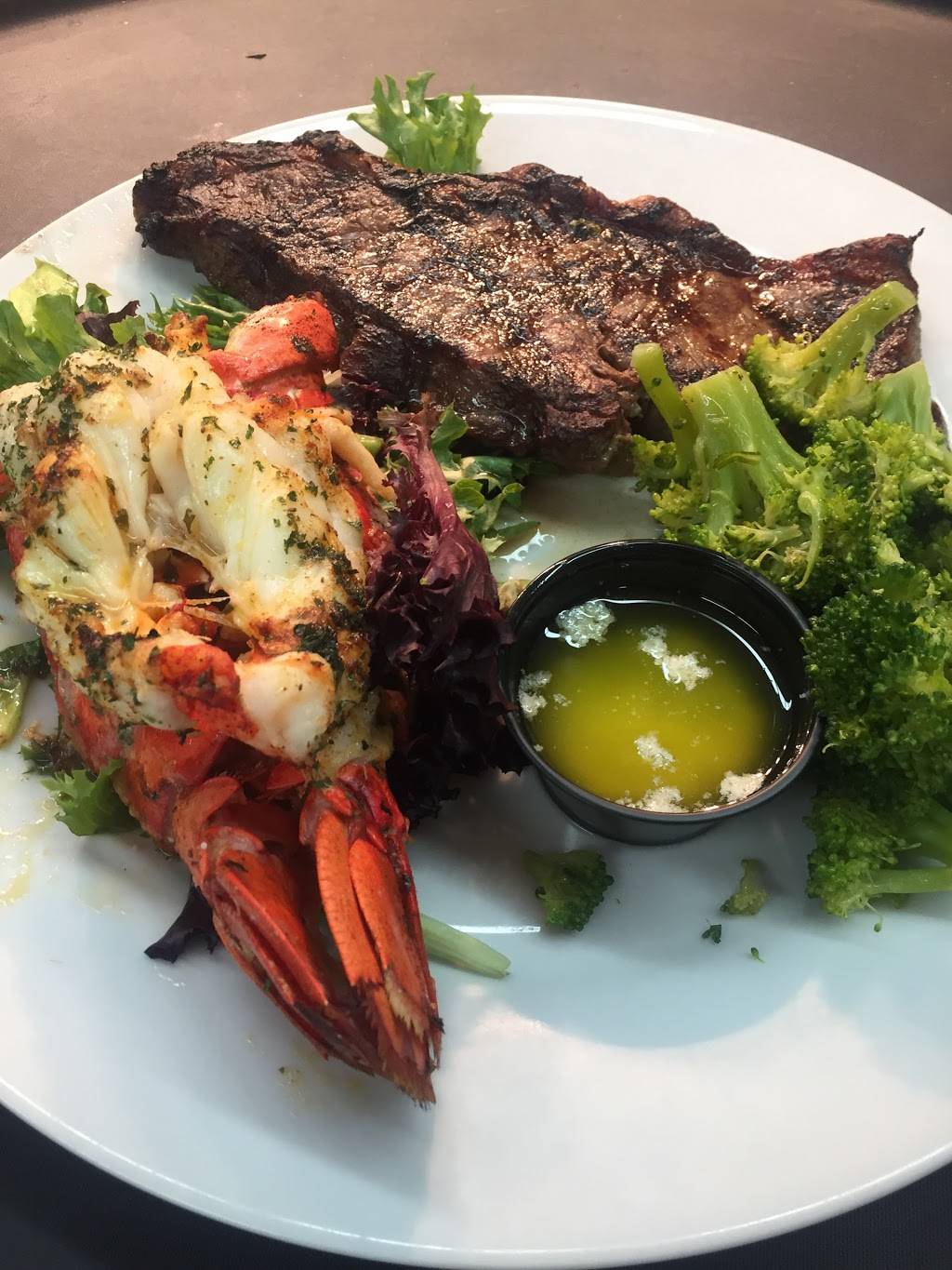 Adams Country Club | restaurant | 10700 US-11, Adams, NY 13605, USA | 3152324842 OR +1 315-232-4842