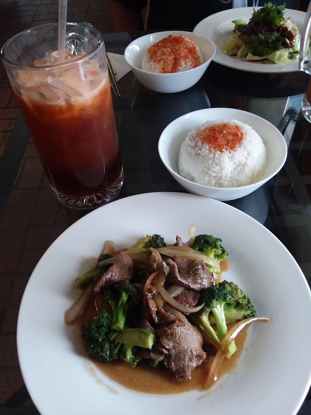 Narongs Thai Kitchen | restaurant | 4889 E Craig Rd ste a, Las Vegas, NV 89115, USA | 7026433440 OR +1 702-643-3440