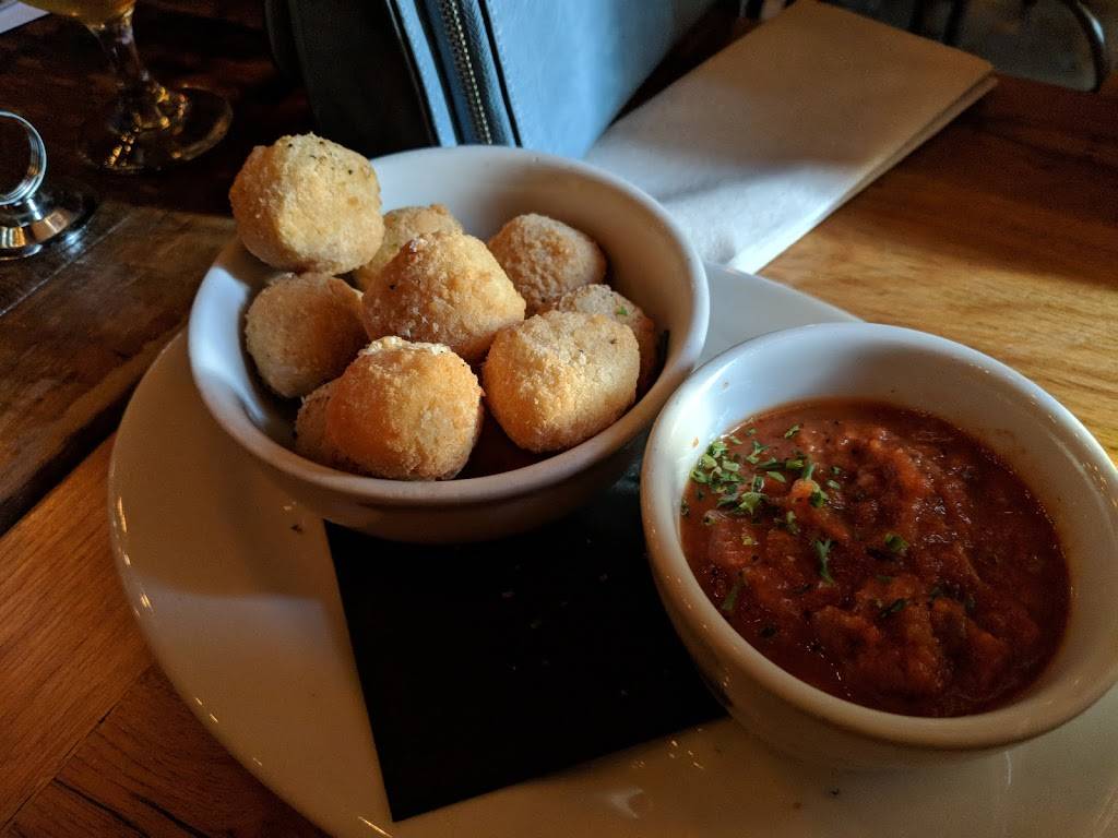 Jays Bar | restaurant | 4321 Sunset Blvd, Los Angeles, CA 90029, USA | 3236661898 OR +1 323-666-1898