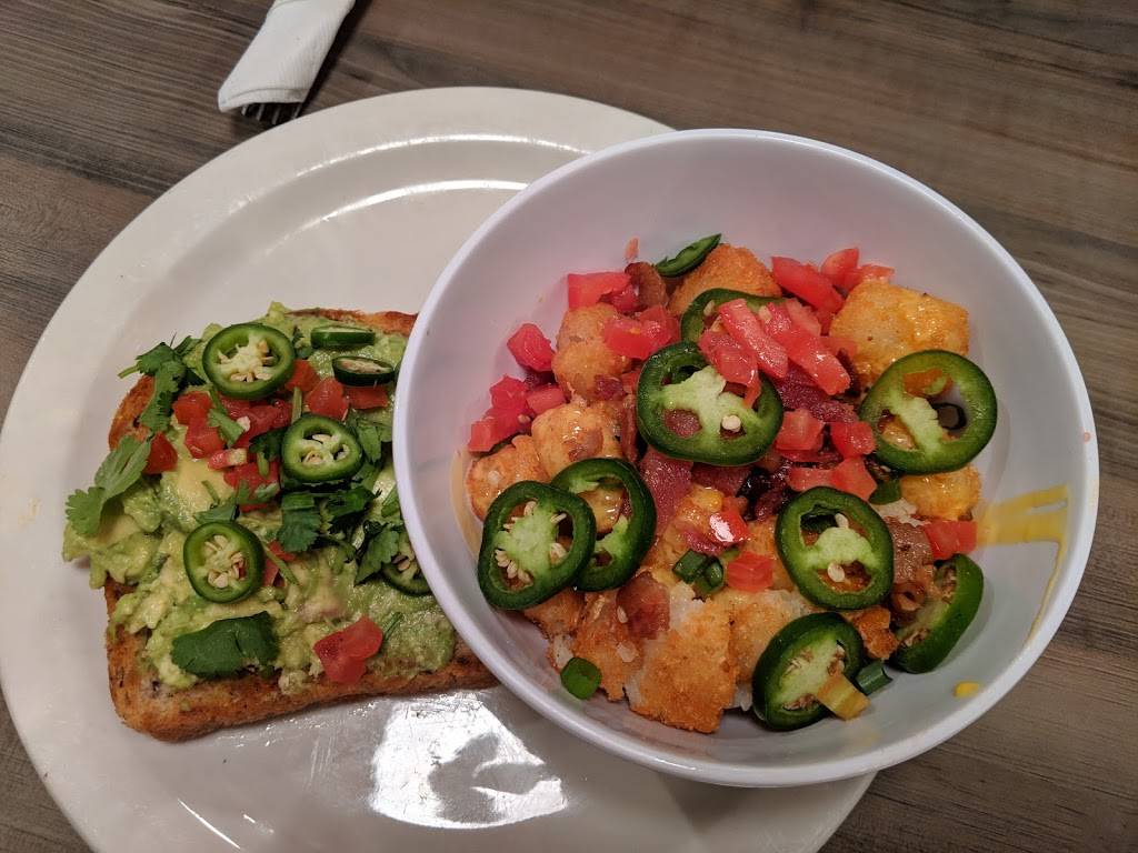 Daily Eats | restaurant | 901 S Howard Ave, Tampa, FL 33606, USA | 8138683335 OR +1 813-868-3335