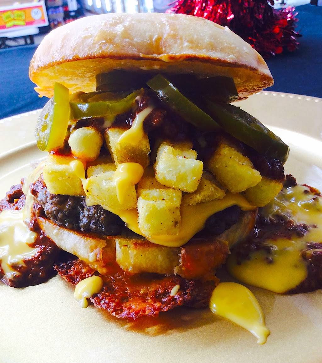 The Grub Shack | restaurant | 621 Woodcrest ln Inside William food mart, Arlington, TX 76010, USA | 5756310194 OR +1 575-631-0194