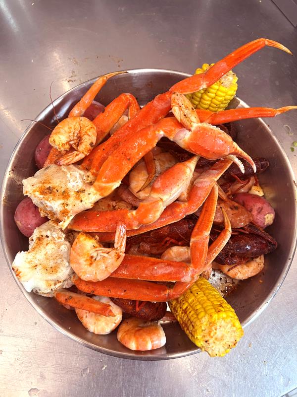 STORMING CRAB - ABQ NM | restaurant | 10041 Coors Blvd NW, Albuquerque, NM 87114, USA | 5055081306 OR +1 505-508-1306