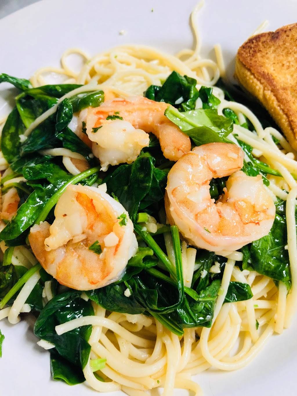 Sibris Restaurant | restaurant | 147 E Broad St, Bethlehem, PA 18018, USA | 6106253090 OR +1 610-625-3090