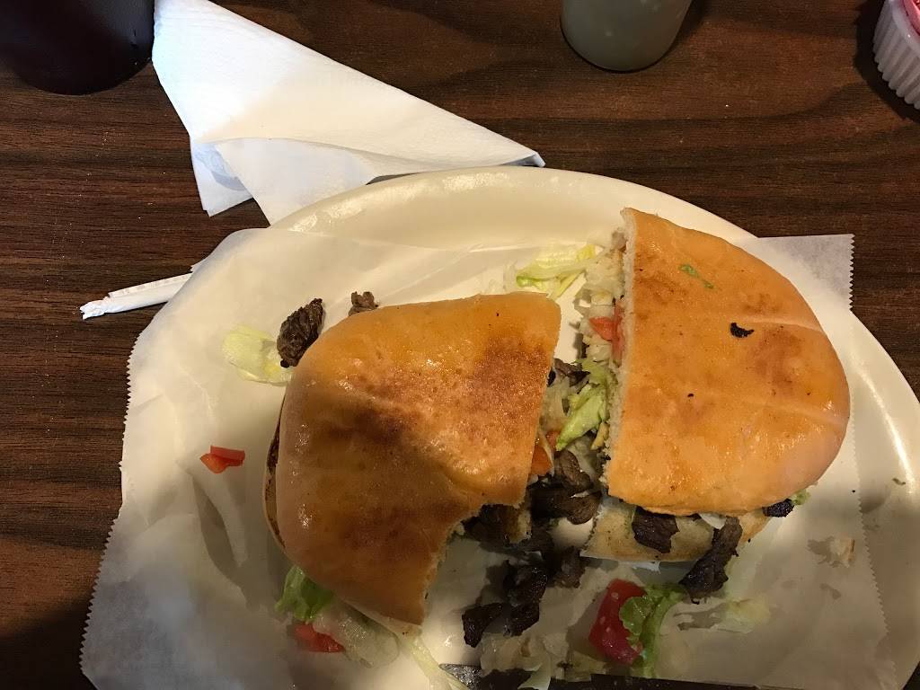 Susanas Mexican Restaurant And Catering | restaurant | 2223 S Zarzamora St, San Antonio, TX 78207, USA | 2103689340 OR +1 210-368-9340