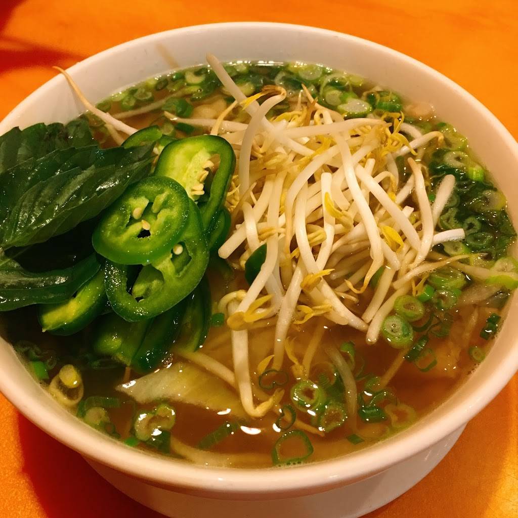 Pho Bistro Centreville | restaurant | 6053 Centreville Crest Ln, Centreville, VA 20121, USA | 7032668803 OR +1 703-266-8803