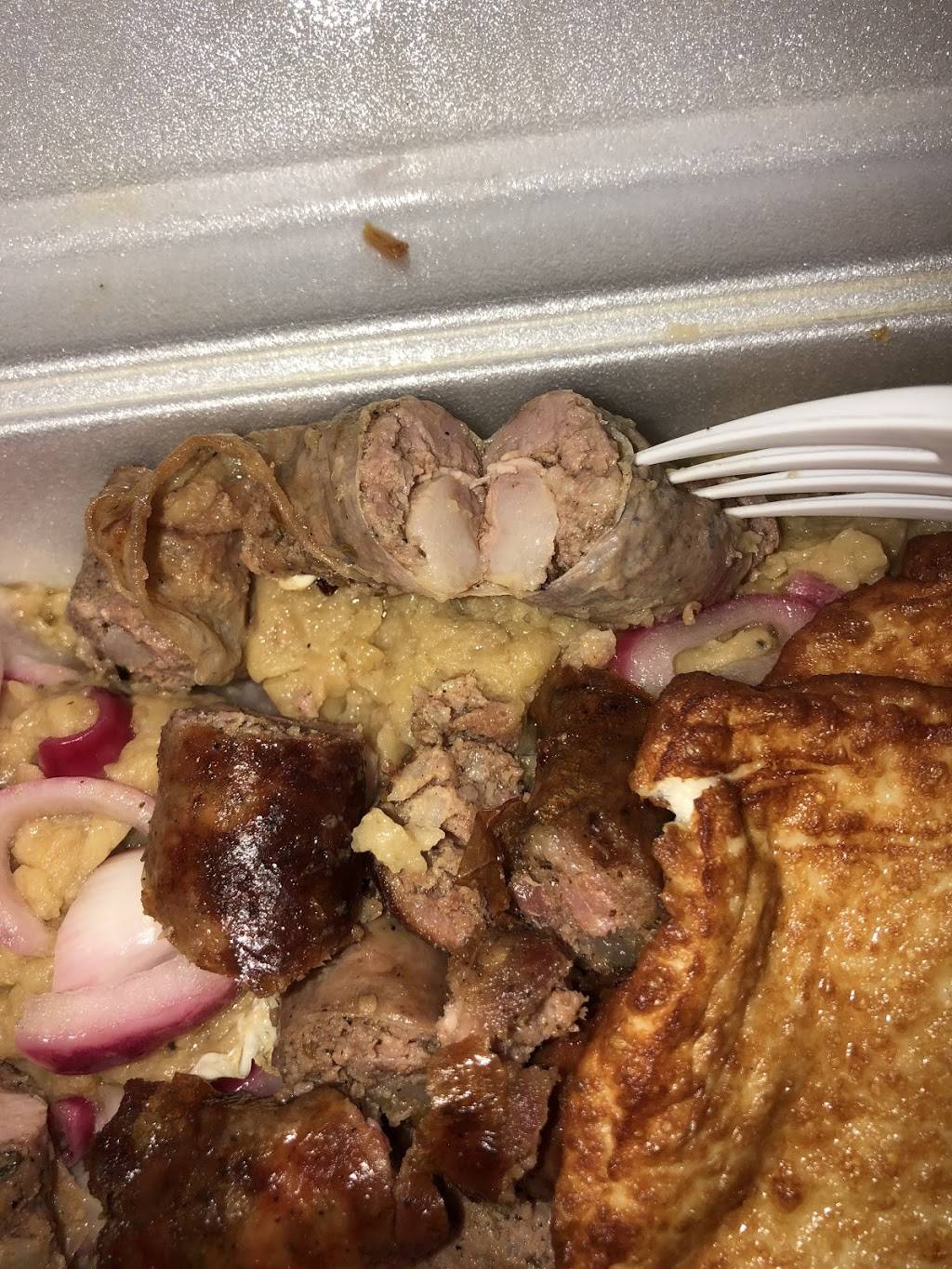 Villamar Caribbean Restaurant | restaurant | 31 White St, Haverhill, MA 01830, USA | 9783734090 OR +1 978-373-4090