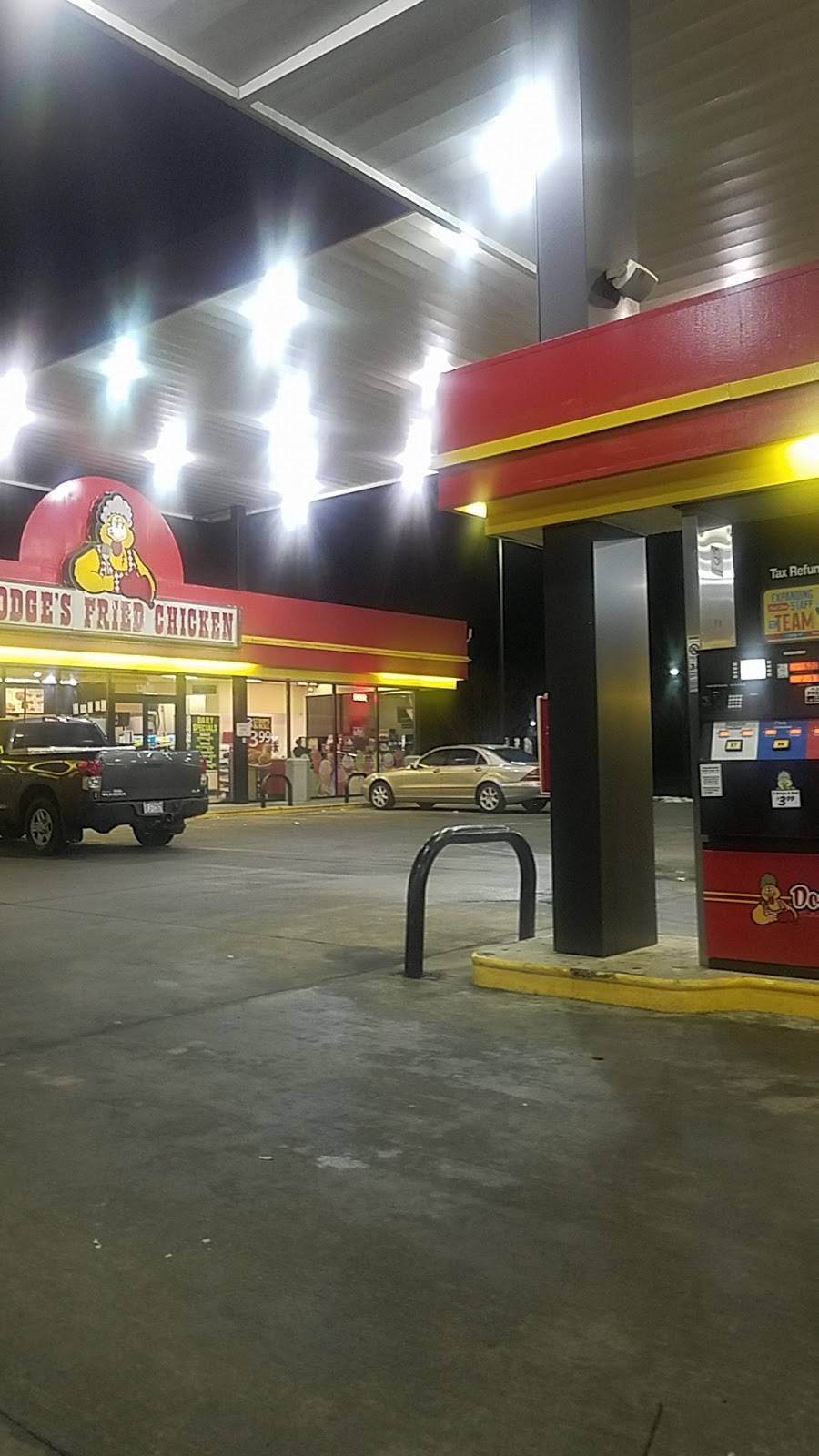 Dodges | restaurant | 13170 Jefferson Ave, Newport News, VA 23608, USA | 7578331260 OR +1 757-833-1260