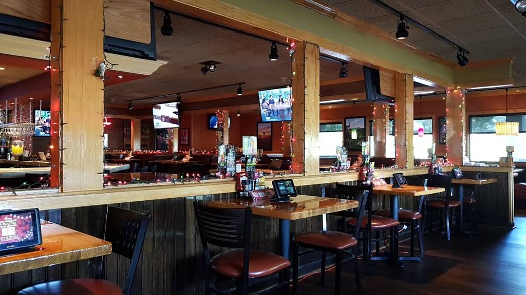 Applebees Grill + Bar | restaurant | 13500 S John Young Pkwy, Orlando, FL 32837, USA | 4072065039 OR +1 407-206-5039