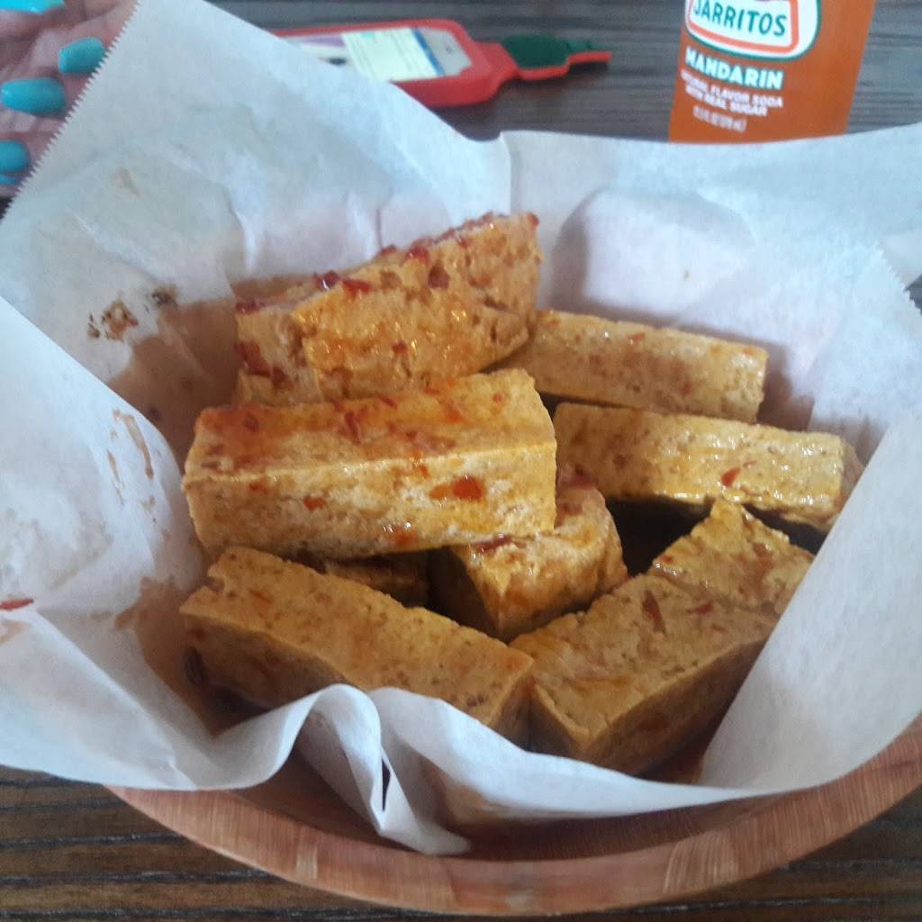 Tiger Wings | restaurant | 8210 Broadway St, San Antonio, TX 78209, USA | 2108295000 OR +1 210-829-5000