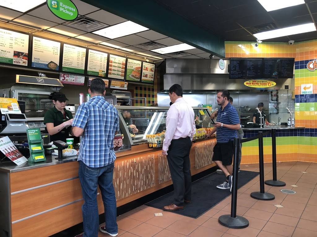Subway | restaurant | 8695 NW 58th St, Miami, FL 33166, USA | 3055993695 OR +1 305-599-3695
