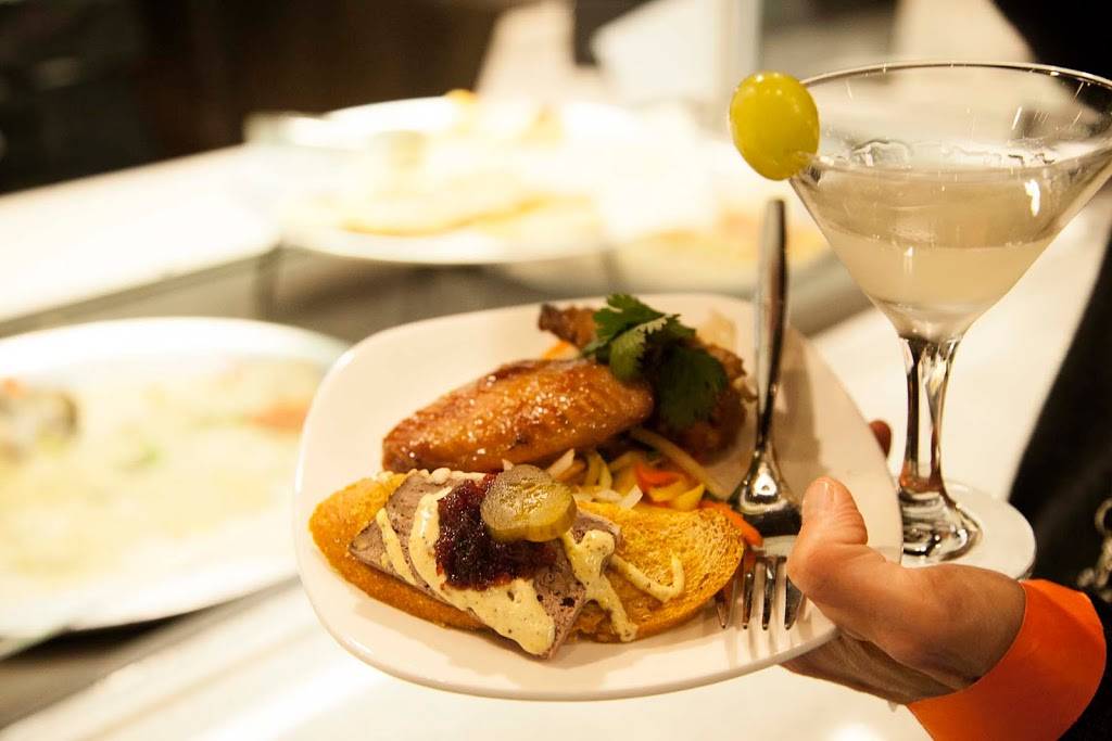 Theory | restaurant | 1945 SE Water Ave #400, Portland, OR 97214, USA | 5037974000 OR +1 503-797-4000