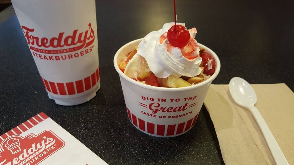 Freddys Frozen Custard & Steakburgers | restaurant | 1302 Wilmington Pike, West Chester, PA 19382, USA | 4843158606 OR +1 484-315-8606
