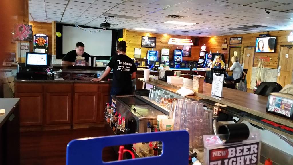 The Factory Pub n Grub | restaurant | 103 W 3rd St, Sterling, IL 61081, USA | 8155489550 OR +1 815-548-9550